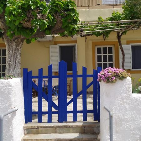 Το Σπίτι Της Μαργαρίτας Στην Παραλία Villa Nea Styra Exterior photo