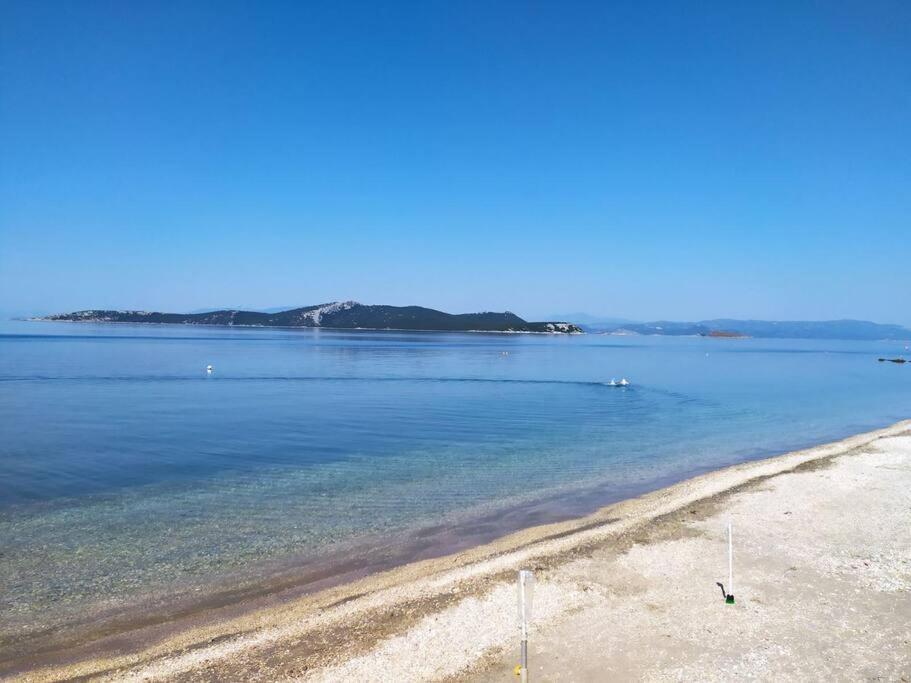 Το Σπίτι Της Μαργαρίτας Στην Παραλία Villa Nea Styra Exterior photo